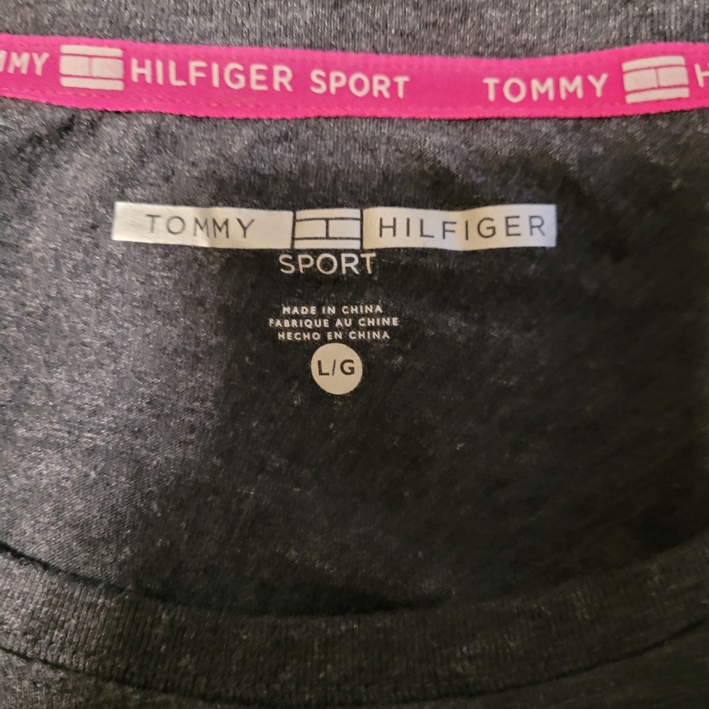 3 T-shirt bundle - Picture 5 of 11